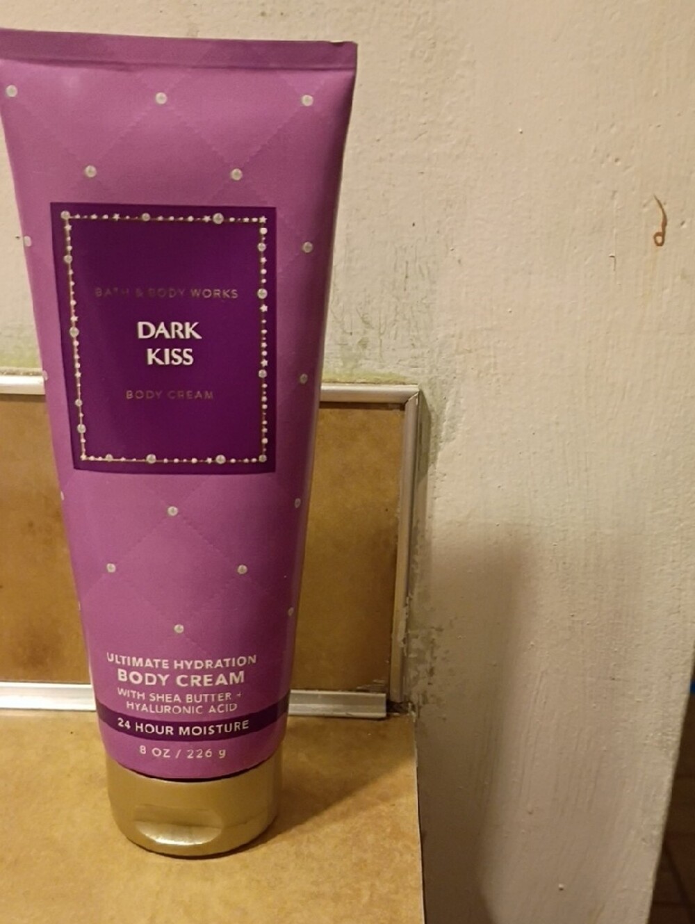 Bath & Body Works DARK KISS Ultimate Hydration Body Cream – New Packaging
